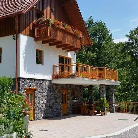 Holiday Mountain House Rupicapra Chalet